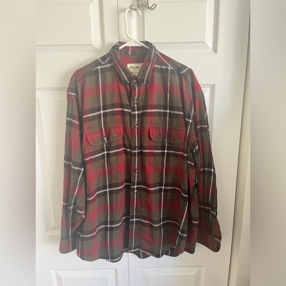 Vintage Eddie Bauer Flannel. Size Large. Great Condition